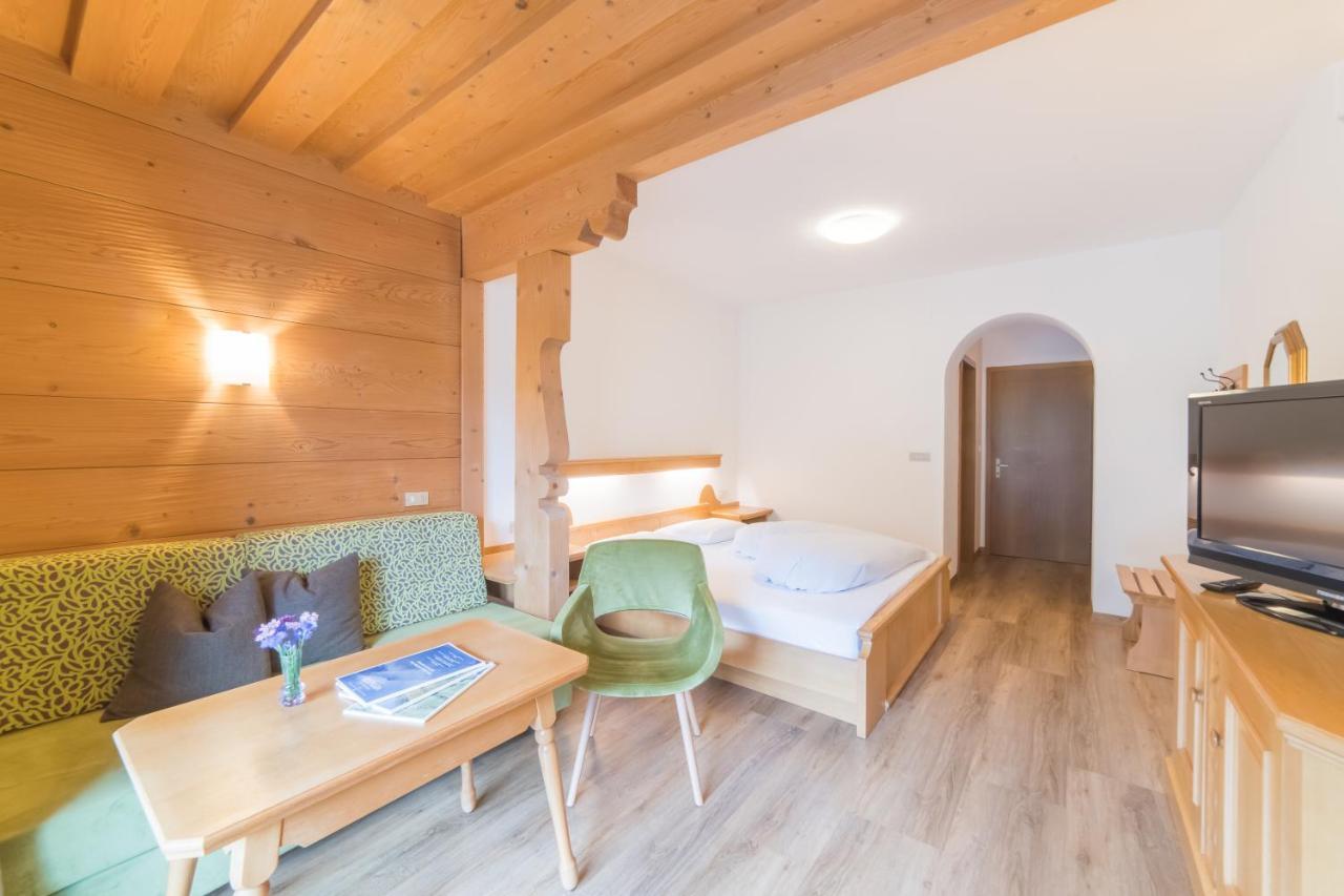 Pension Apartments Pardell Castelbello Dış mekan fotoğraf